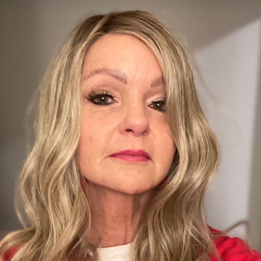Meet your Posher, Glenda